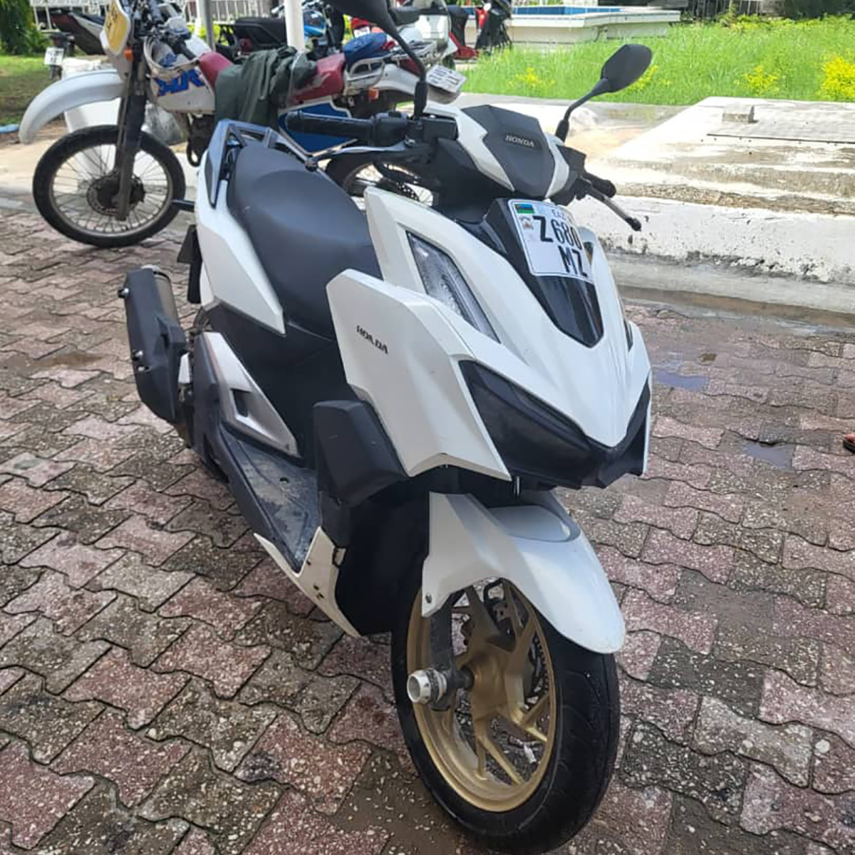 Honda Click 160 cc.
